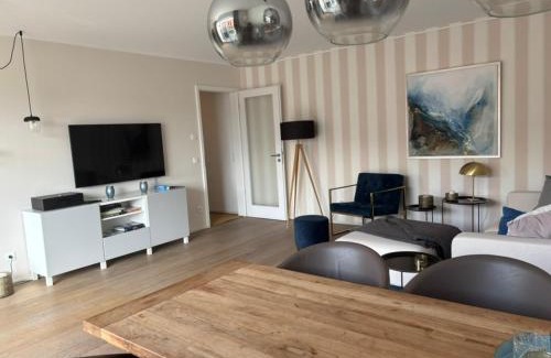 Eckernfoerde Apartment | Ferienwohnung "JungfernEcke" mit Sauna, Hafenspitze Quartier