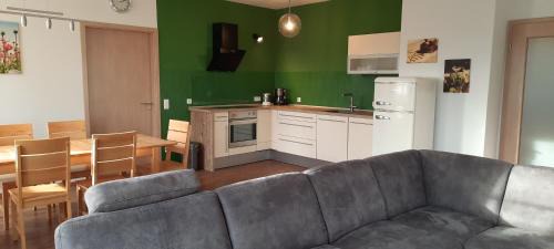 Poettmes Apartment | Ferienwohnung Kopold "Im alten Schulhaus"