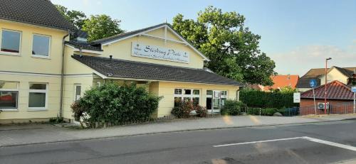 Plate Apartment | Ferienwohnung Lewitztor