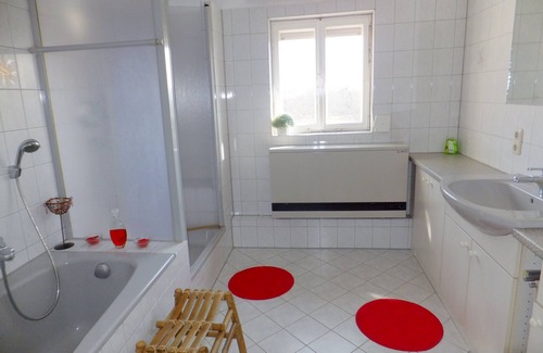 Wildberg Apartment | Ferienwohnung mit 65qm, 2 Schlafzimmer, 1 Wohn-/Schlafraum, für 4 Personen