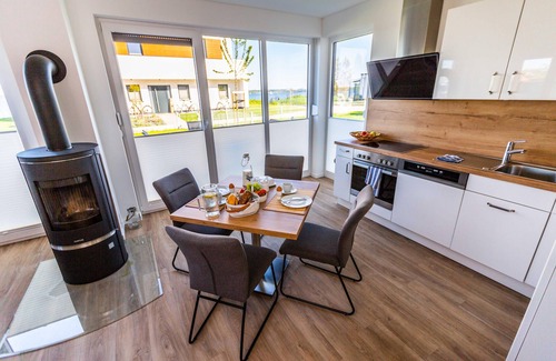 Schwerin Apartment | Ferienwohnung mit Sauna, Kamin und Garten