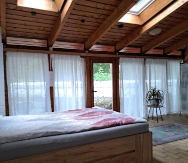 Osterronfeld Apartment | Ferienwohnung, ruhig im Grünen