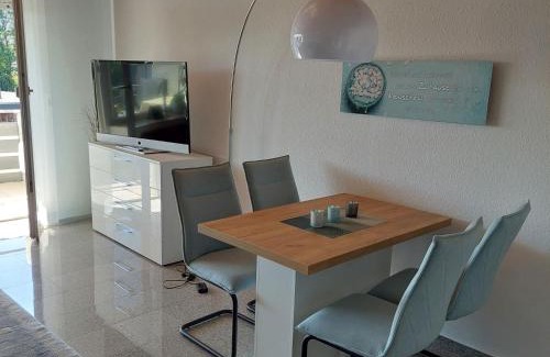 Moehnesee Apartment | Ferienwohnung Sander mit Innenpool