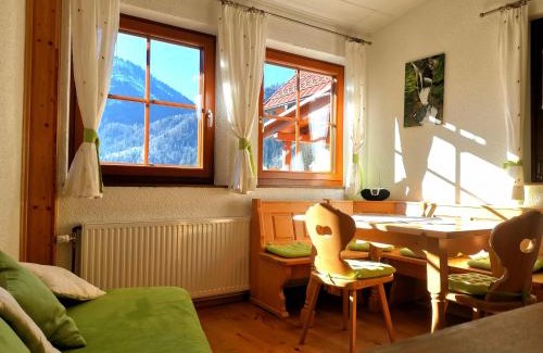 Lunz am See Apartment | Ferienwohnung Schlögelhofer