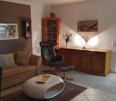Lahnstein auf der Hohe Apartment | Ferienwohnung Sonnenschein mit Pool und Sauna