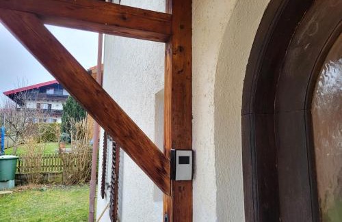 Gmain Apartment | Ferienwohnung Straußstrasse