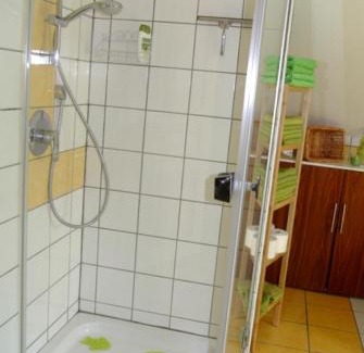 Tarforst Apartment | Ferienwohnung Voelkel mit Dachterrasse