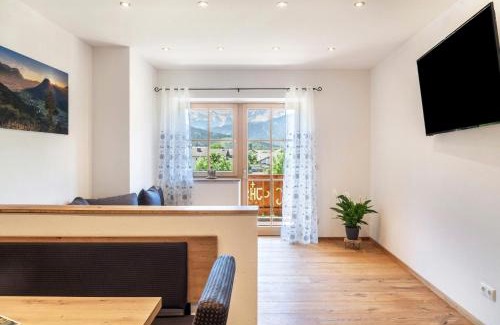 Farchant Apartment | Ferienwohnung Vrenal