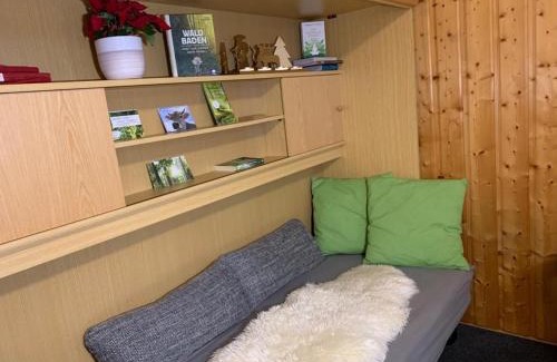 Rappele Apartment | Ferienwohnung Waldbaden im Haus Falkenberg