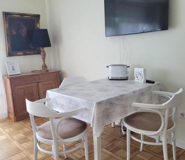 Oberreifenberg House | Ferienwohnung Waldgimpel Schmitten