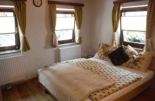 Gmuend in Kaernten House | Ferienwohnung Weberlenz