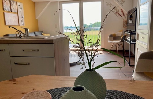 Friedrichswalde Apartment | Ferienwohnung "zur Biberburg" Eg-kranich, 68qm, 2 Schlafzimmer, Terrasse, max 4 Personen