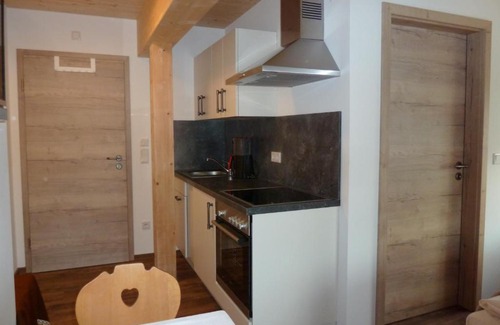 Riedenburg Apartment | Ferienwohnung zum Dorfwirt