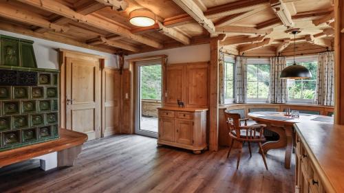 Mitterbach Apartment | Ferienwohnungen - Alpenhotel Fischer 4 Sterne - Adults Only