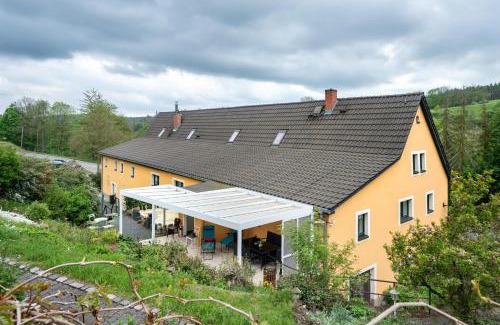 Berggieshubel Apartment | Ferienwohnungen 'am Waldrand'