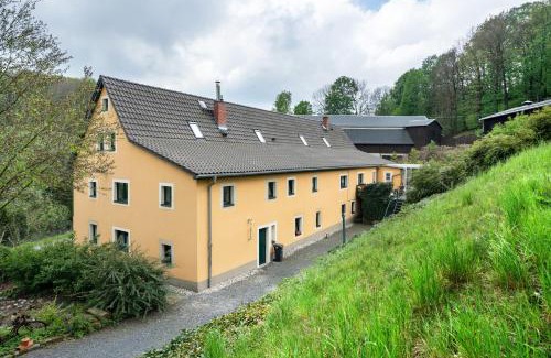 Berggieshubel Apartment | Ferienwohnungen 'am Waldrand'