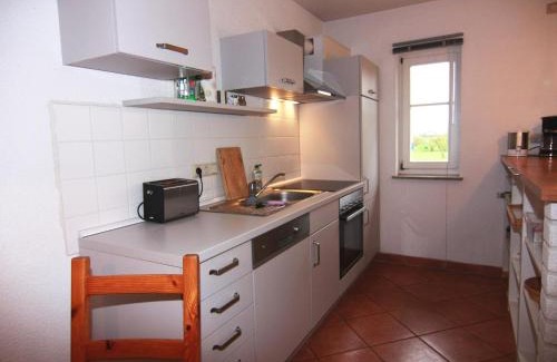 Lonvitz Apartment | Ferienwohnungen Blaues Haus, Putbus