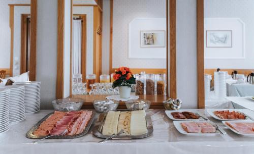 Morbisch am See Apartment | Ferienwohnungen Karoly