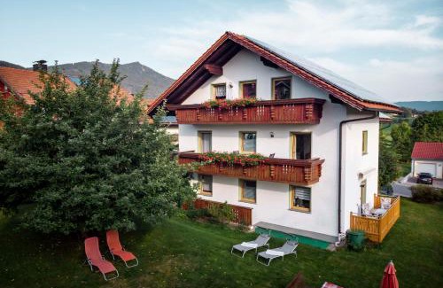 Lam Apartment | Ferienwohnungen Schmid