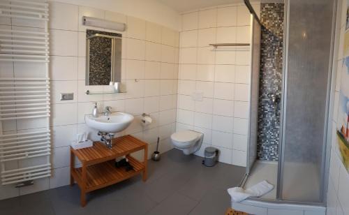 Herbsleben Apartment | Ferienwohnungen Thon an der Schloßruine