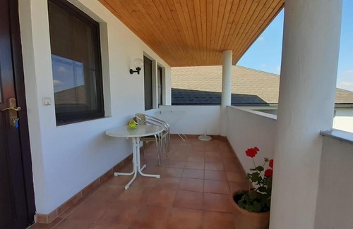 Illmitz Apartment | Ferienwohnungen & Weingut Kroiss Silvia