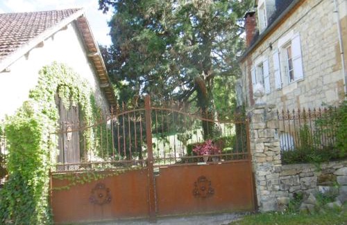 Dorval House | Ferme de la Dorvallière