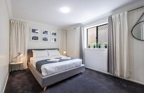 Paddington House | Fernberg Cottage - Sunny Queenslander Charm