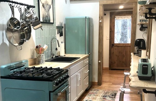 Rowland Cabin | Ferndale Cabin