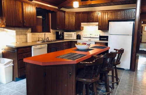 Farmington House | FernRockCabin- A Peaceful getaway in the Laurel Highlands of PAn