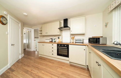 Broughty Ferry Ski Chalet | FerryView Cottage - Breath Taking Vista