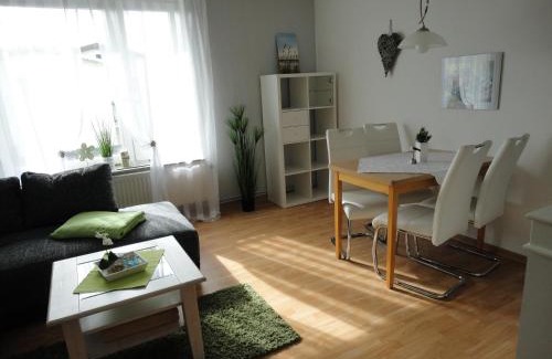 Dahme Apartment | Fewo 2, Doppelbett, Schlafcouch, Safe