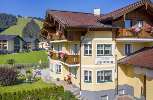 Am Feuersang Apartment | Fewo A - Landhaus Innrain