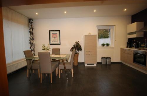 Rachtig Apartment | Fewo Spiaggia - Gästehaus Kön