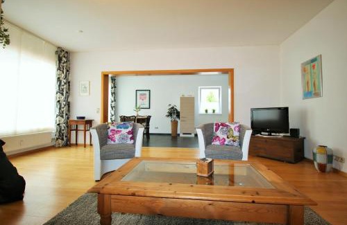 Rachtig Apartment | Fewo Spiaggia - Gästehaus Kön