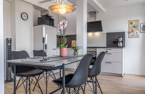 Nordstadt Apartment | fewo1846 - Goode Utsicht - centrally located apartment for 2 on the 3rd floor