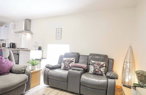 Brynrefail House | Ffynnon Bach