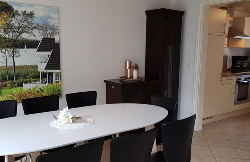 Bad Saarow House | FH Falster XXL im Schlosspark Bad Saarow, 178m², 8+4 Pers, Sauna,Whirlpool,Kamin