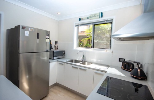 Coolangatta Apartment | Fi's Beach House