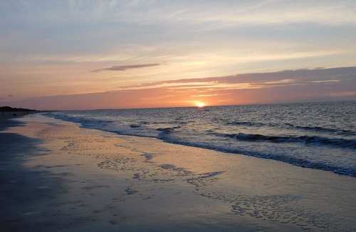 Folly Field Condo | Fiddler's Cove - 5 minutes walk to Folly Beach