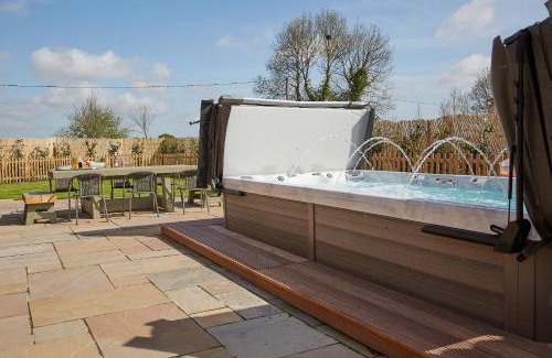 Dunholme House | Field Maple Barn, Ashlin Farm Barns