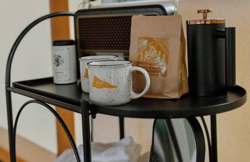 Travelers Rest RV Rental | Field Trip Unit 3 Small Canvas Cabin