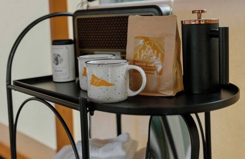 Travelers Rest RV Rental | Field Trip Unit 4 XL Canvas Cabin Family & Dog-Friendly