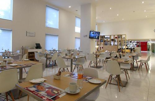 Naucalpan Hotel | Fiesta Inn Express Naucalpan