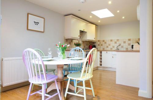 Whaddon House | Fig Cottage, near Bradford on Avon and Bath
