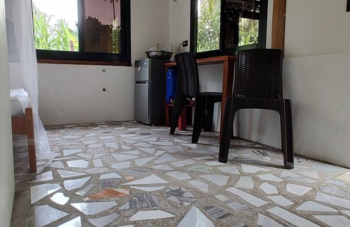 Albay Province Cabin | Filipino style cabin in the nature of Albay, surrounded by green volcano hills