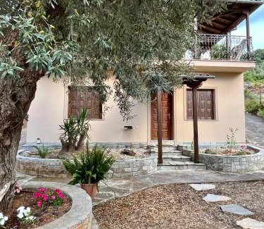 Kali Vrysi House | Filoxenia Residence