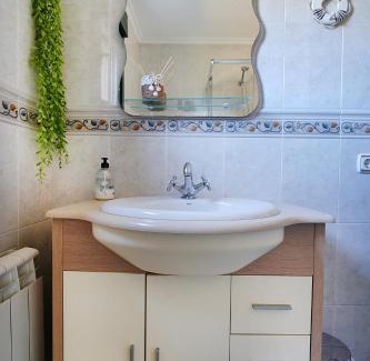 Meis House | Finca A Rochela - Con jardín y ubicación estratégica