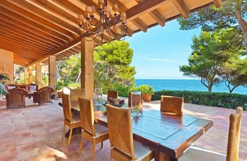 Costa de los Pinos Villa | FINCA L'EMBAT