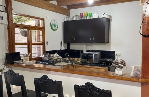 Guarne Cottage | Finca with BBQ, Private Parking and Hammocks