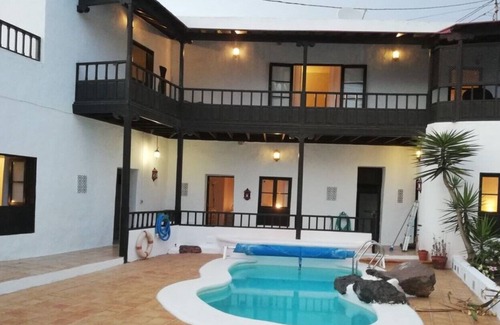 Guime Villa | Finca with private electrically heated pool...sleeps six in Guime.Lanzarote.